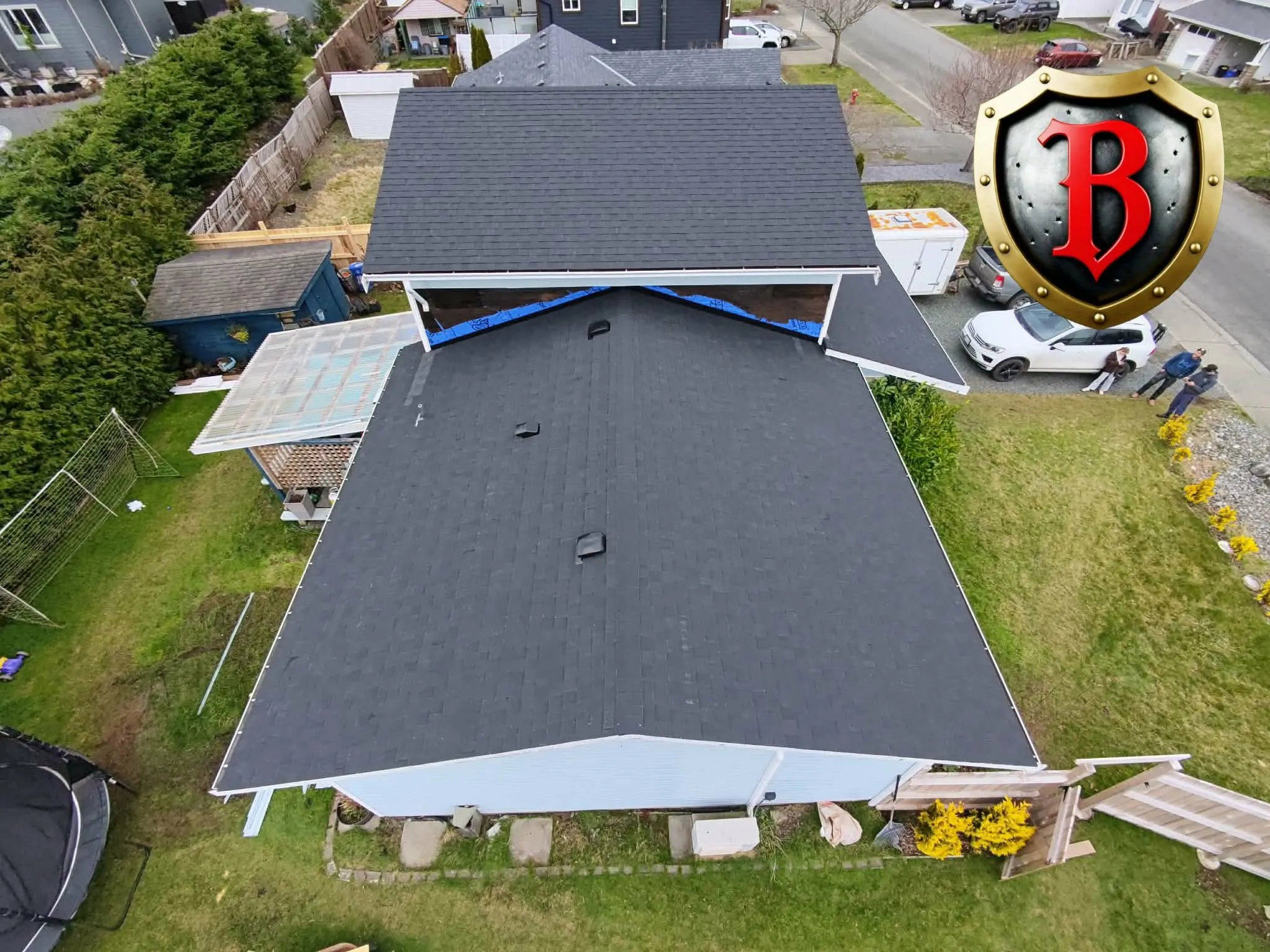 Metal shingles roofing